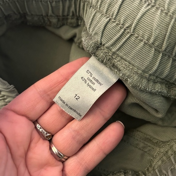 Maurices size 12 cotton/lyocell olive green, cargo pants - Picture 7 of 8
